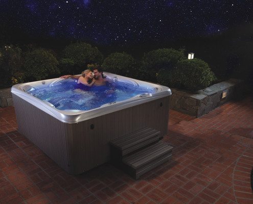 Hot Spring-Hot Spot-2015-Rhythm-Pearl-Coastal Gray-Lifestyle-Couple-Night